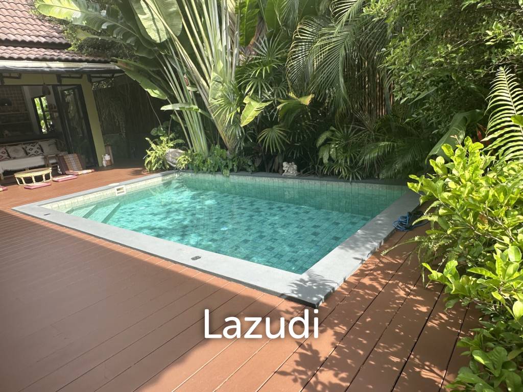 Beautiful Renovated 2 Bedroom Pool Villa in the Heart of Koh Phangan