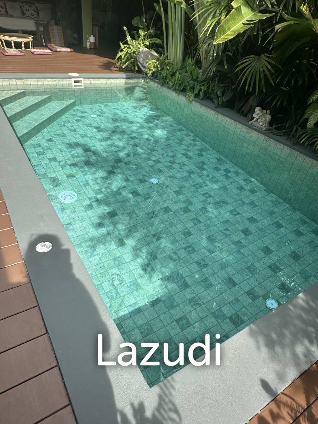 Beautiful Renovated 2 Bedroom Pool Villa in the Heart of Koh Phangan