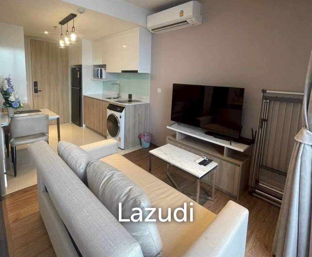 High-Floor Luxury 1-Bedroom Condo for Rent at Once Pattaya