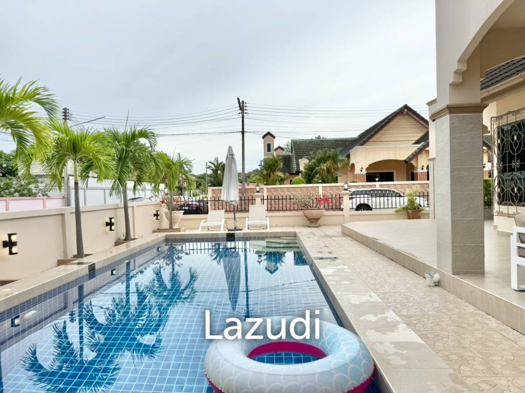 Newly Renovated 3-Bedroom Private Pool Villa at Natheekarn
