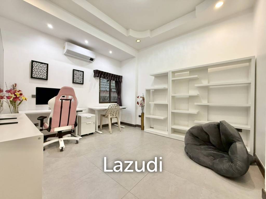 Newly Renovated 3-Bedroom Private Pool Villa at Natheekarn