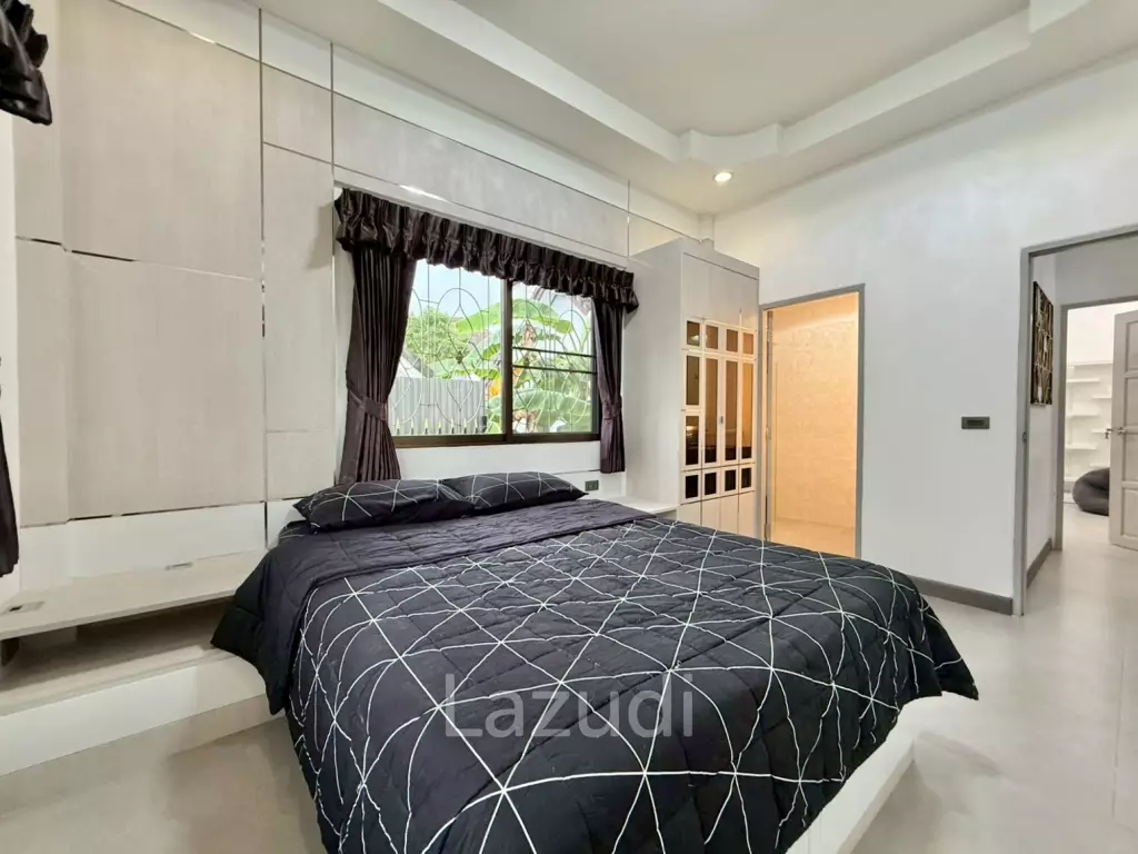 Newly Renovated 3-Bedroom Private Pool Villa at Natheekarn