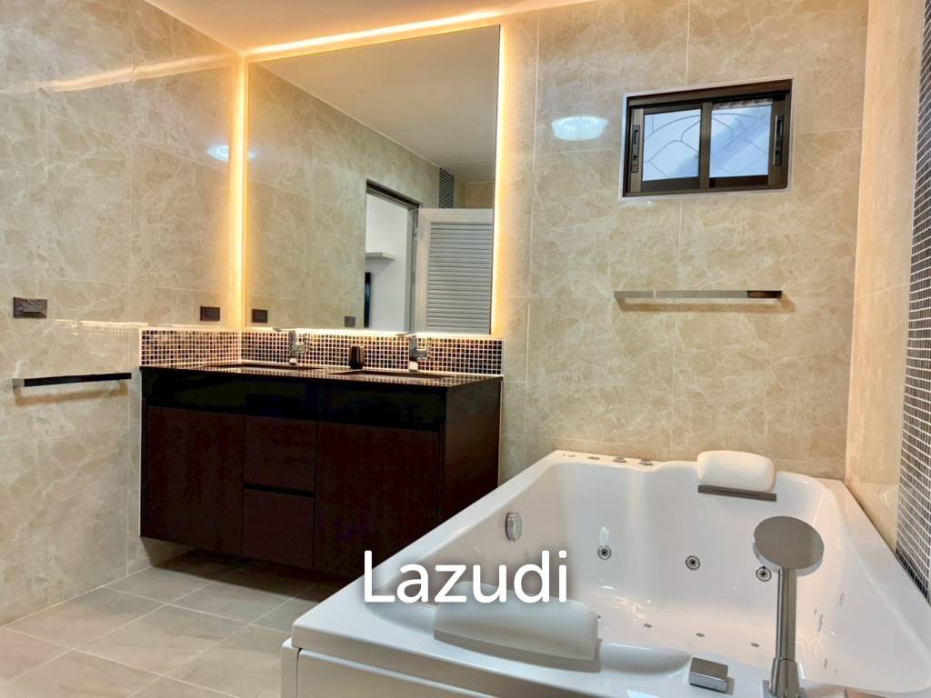 Newly Renovated 3-Bedroom Private Pool Villa at Natheekarn