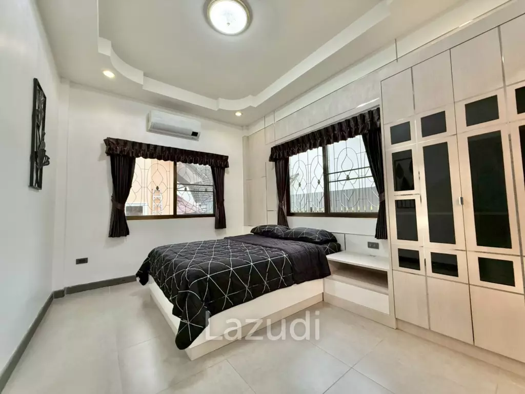 Newly Renovated 3-Bedroom Private Pool Villa at Natheekarn