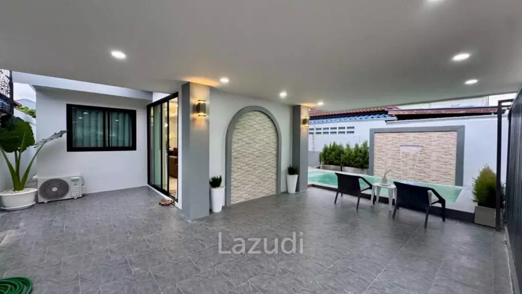 Exquisite Modern Pool Villa at Pattaya Rungrueng Village