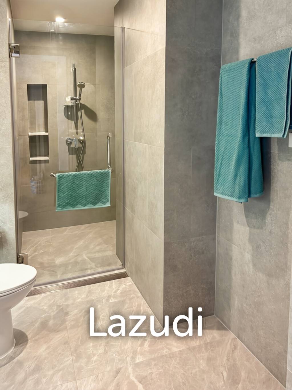 คอนโด 2 ห้องนอน สภาพใหม่เอี่ยม ที่ Sunshine Prestige