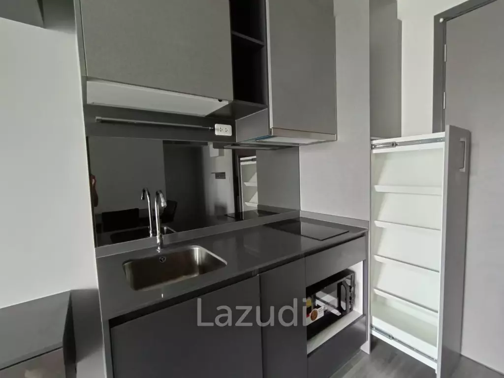 34 sqm high floor 1 bedroom condo IDEO Chula-Samyan Bang Rak Bangkok