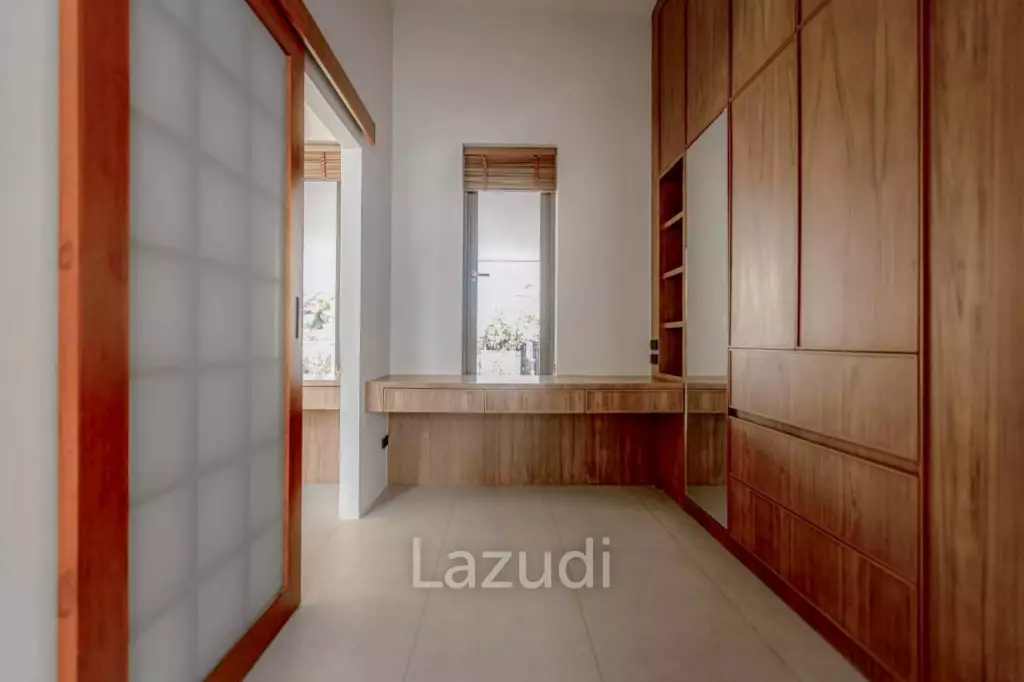 Modern Pool Villa for Sale in Khao Makok, East Pattaya