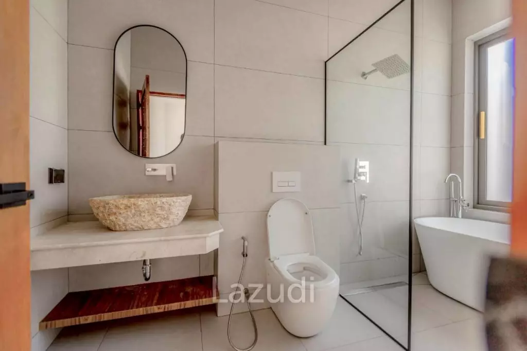 Modern Pool Villa for Sale in Khao Makok, East Pattaya