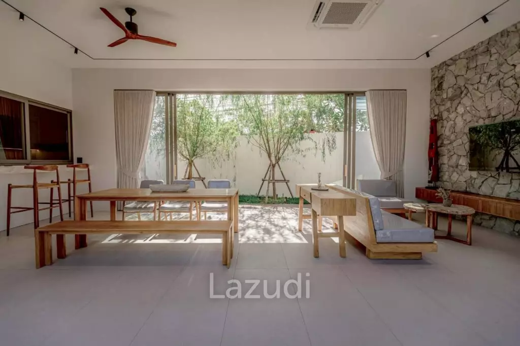 Modern Pool Villa for Sale in Khao Makok, East Pattaya