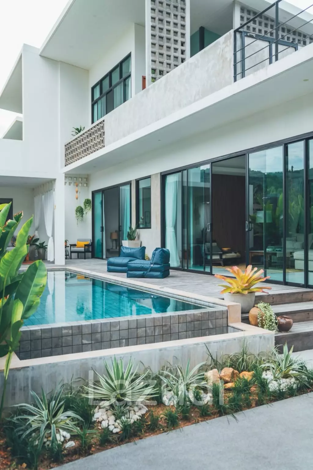 Stylish 2-Bedroom Villa with Private Pool & Roof Terrace – Mae Nam