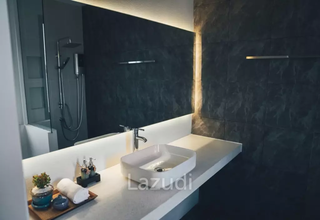 Stylish 2-Bedroom Villa with Private Pool & Roof Terrace – Mae Nam