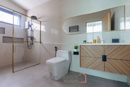 224 sqm modern pool villa in Hin Lek Fai Hua Hin