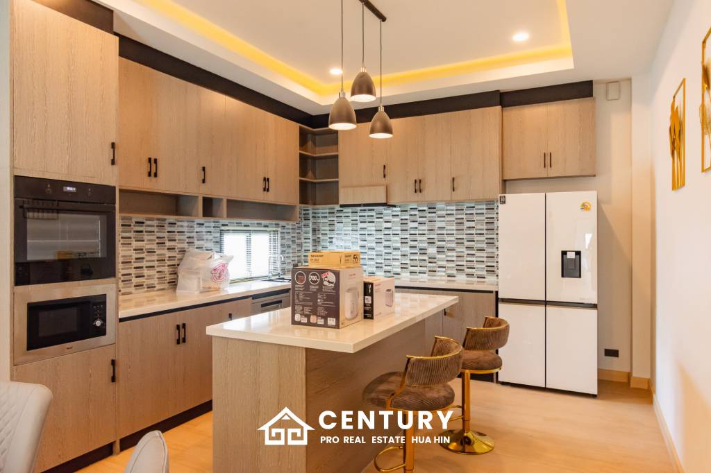 224 sqm modern pool villa in Hin Lek Fai Hua Hin