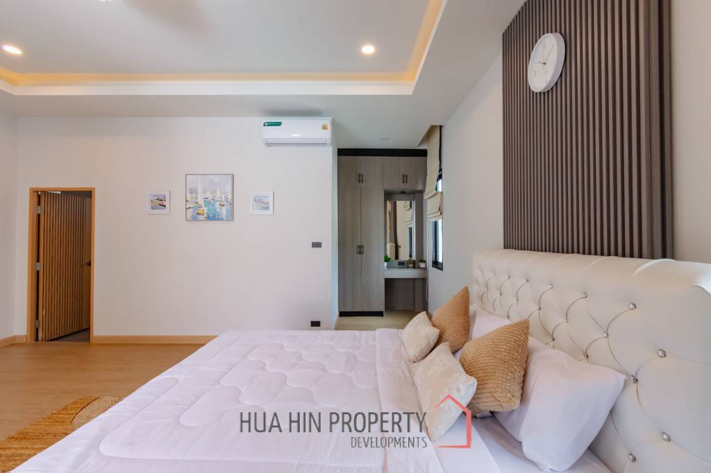 224 sqm modern pool villa in Hin Lek Fai Hua Hin