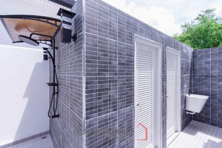 224 sqm modern pool villa in Hin Lek Fai Hua Hin