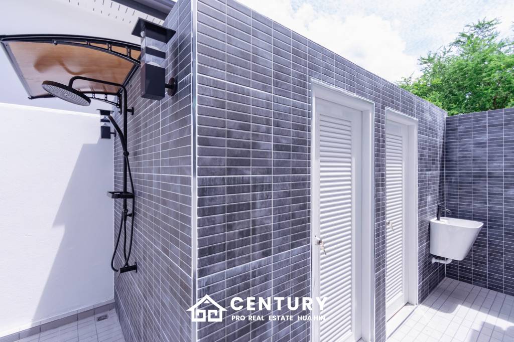 224 sqm modern pool villa in Hin Lek Fai Hua Hin