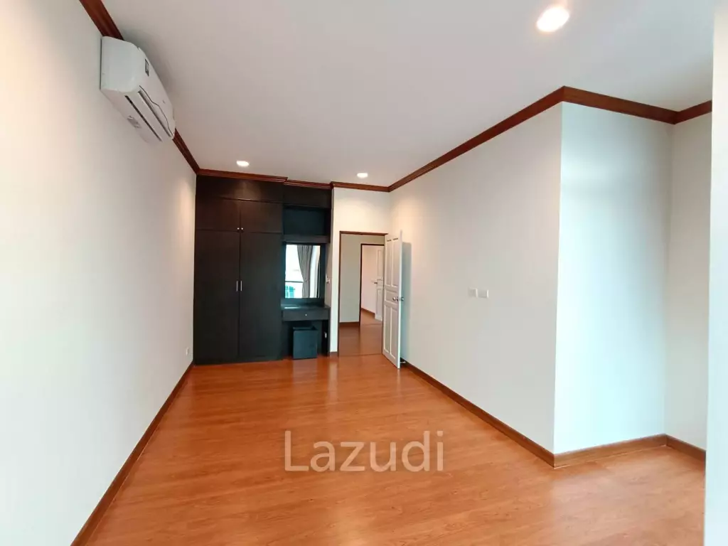 Modern 110 sqm 2-Bedroom Townhouse In Hua Hin