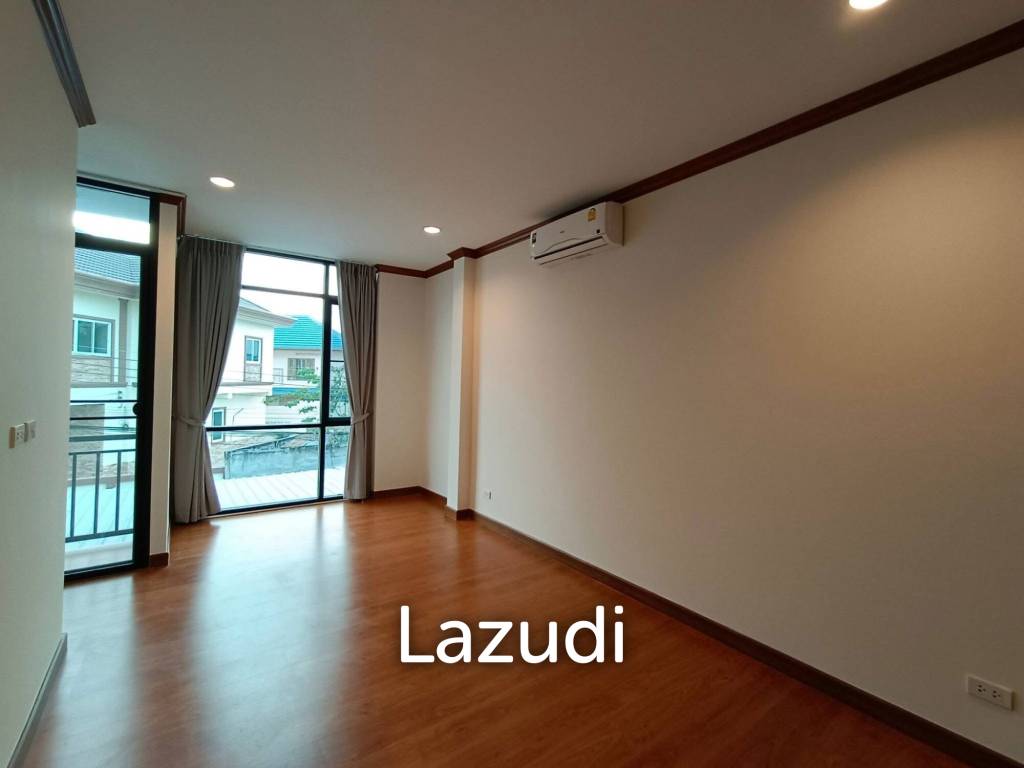 Modern 110 sqm 2-Bedroom Townhouse In Hua Hin