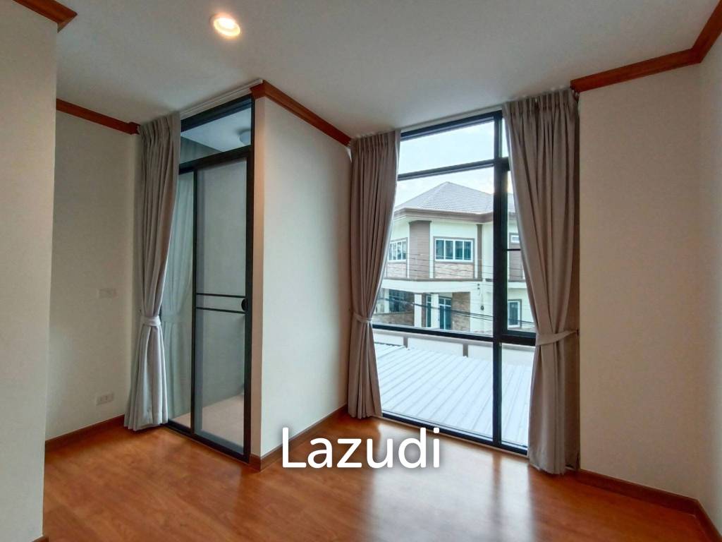 Modern 110 sqm 2-Bedroom Townhouse In Hua Hin