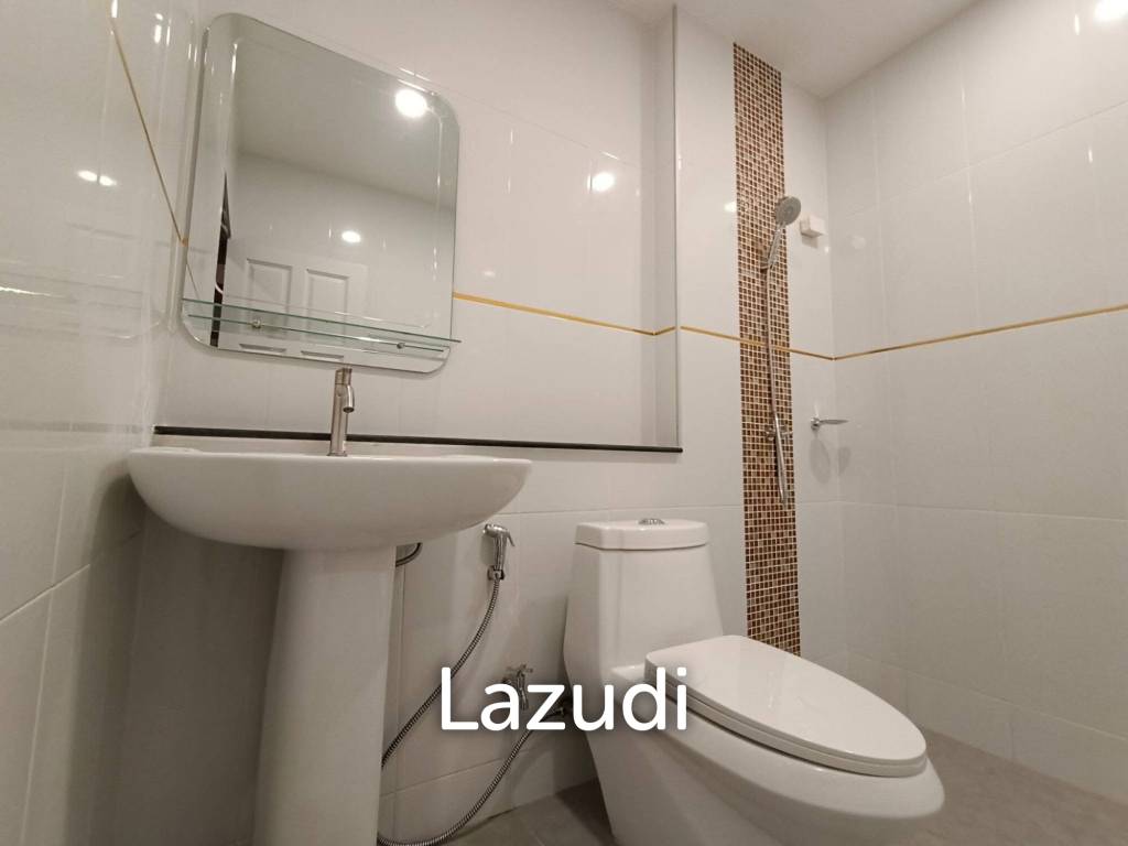 Modern 110 sqm 2-Bedroom Townhouse In Hua Hin