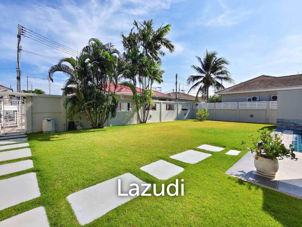 BAAN MIO : 2 Storey 6 Bed Pool villa for sale