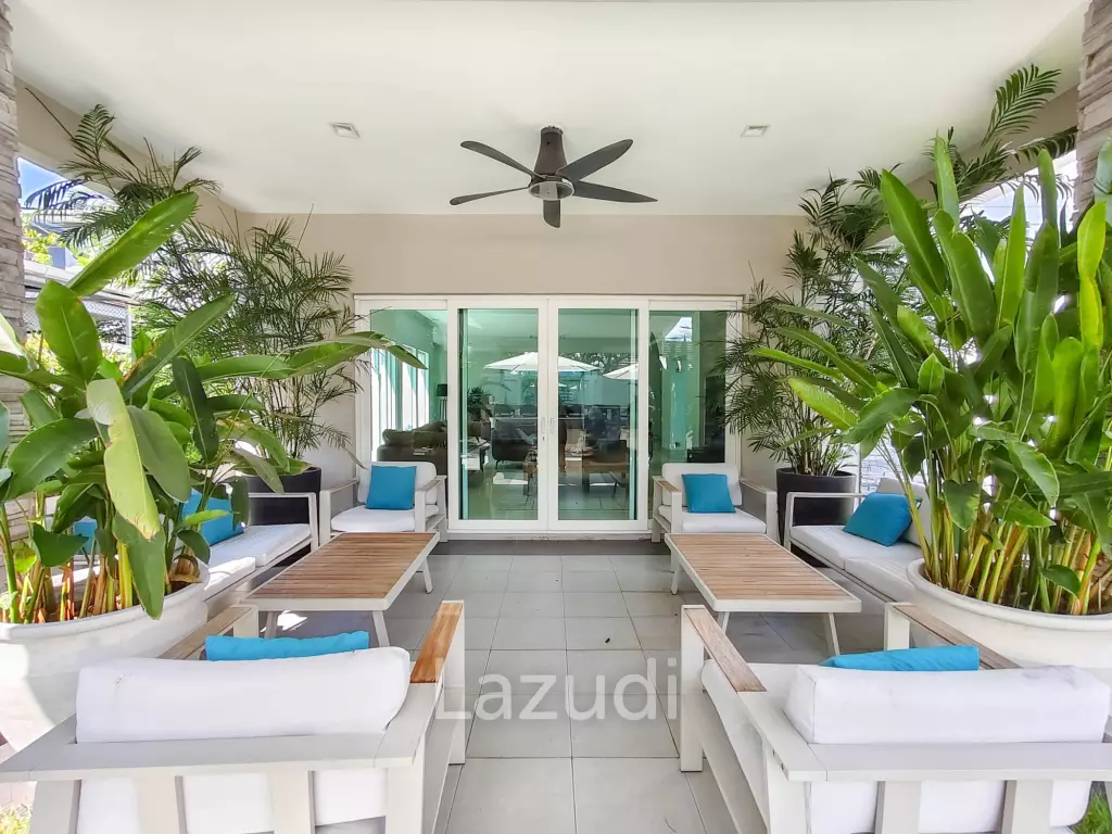 BAAN MIO : 2 Storey 6 Bed Pool villa for sale