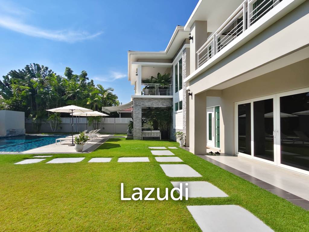 BAAN MIO : 2 Storey 6 Bed Pool villa for sale