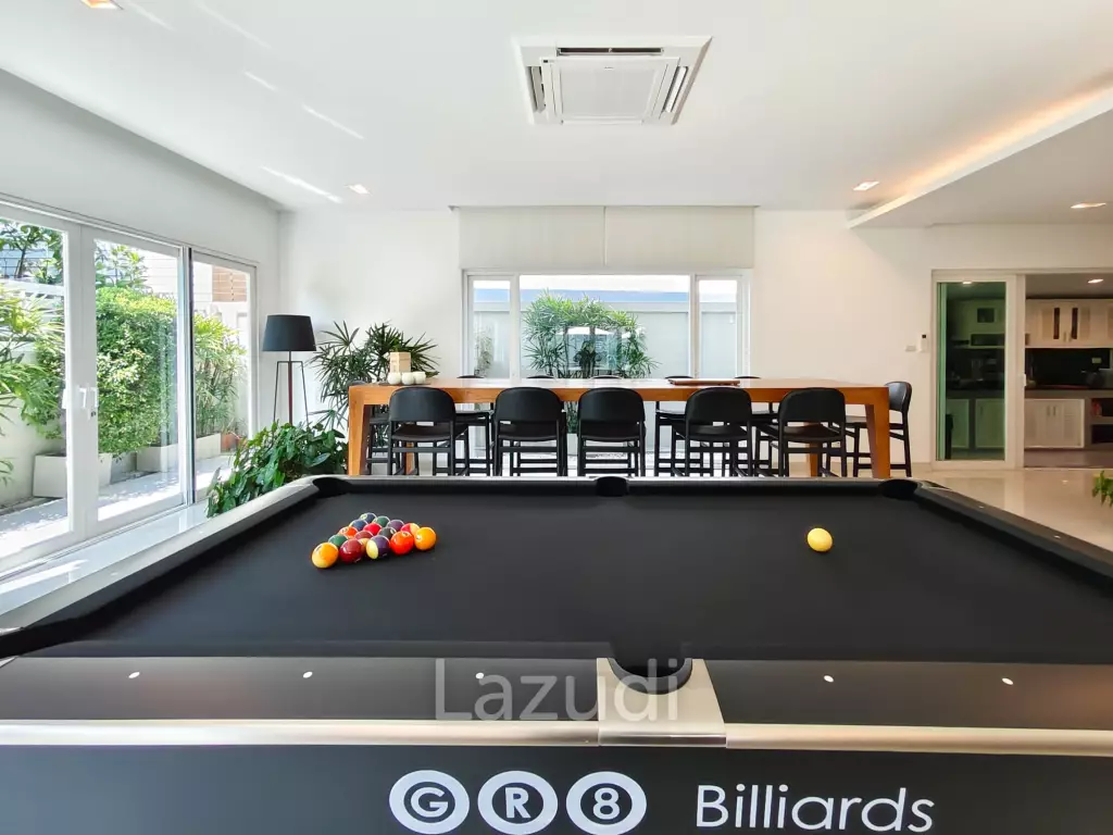 BAAN MIO : 2 Storey 6 Bed Pool villa for sale