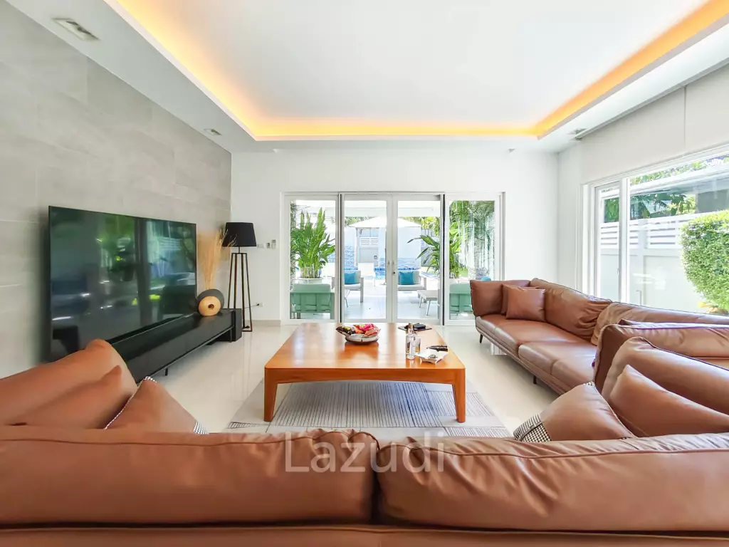 BAAN MIO : 2 Storey 6 Bed Pool villa for sale