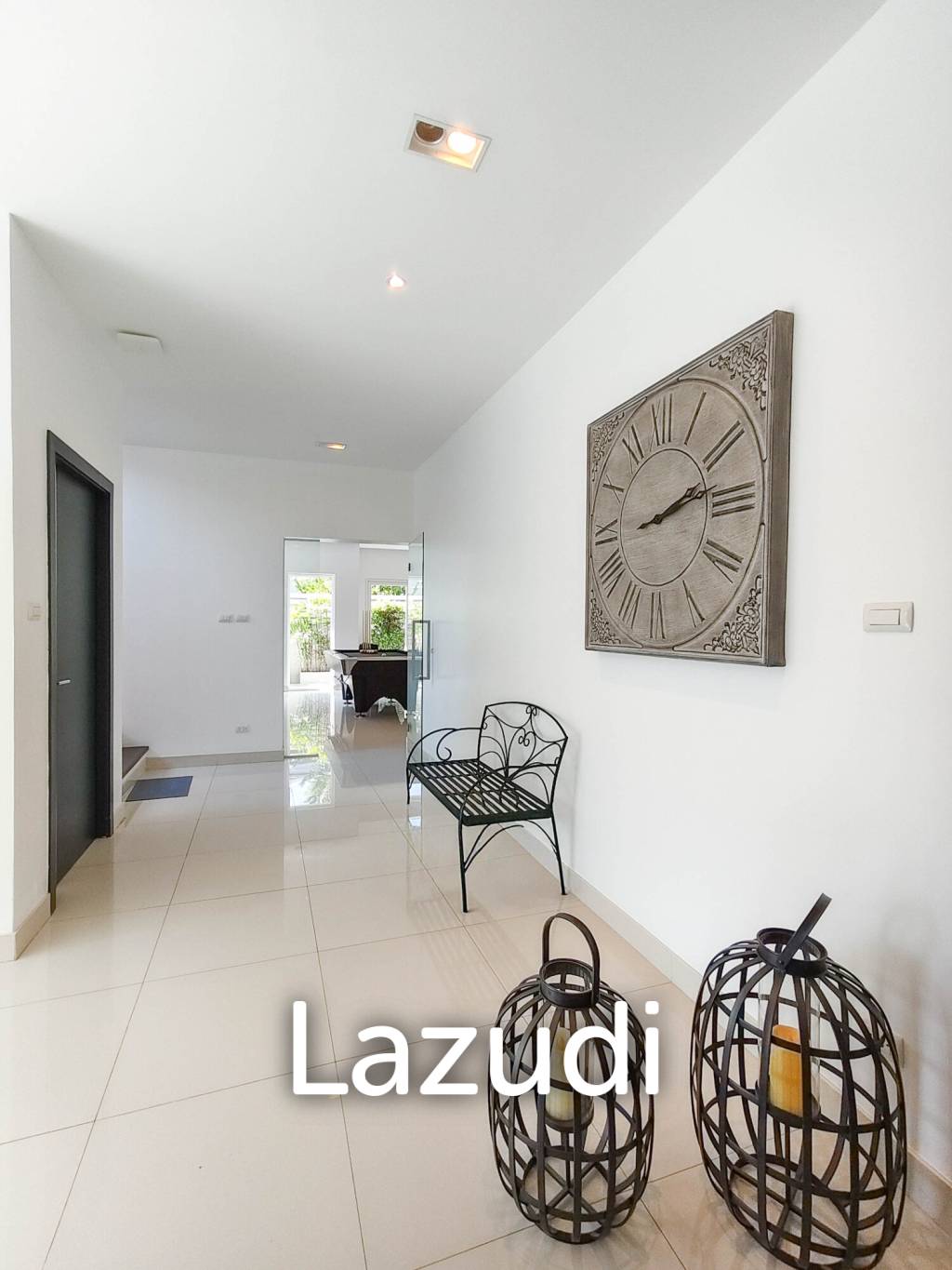 BAAN MIO : 2 Storey 6 Bed Pool villa for sale