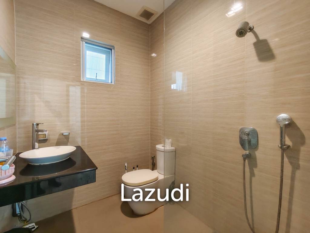 BAAN MIO : 2 Storey 6 Bed Pool villa for sale