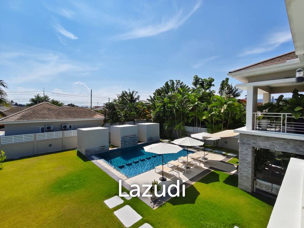 BAAN MIO : 2 Storey 6 Bed Pool villa for sale