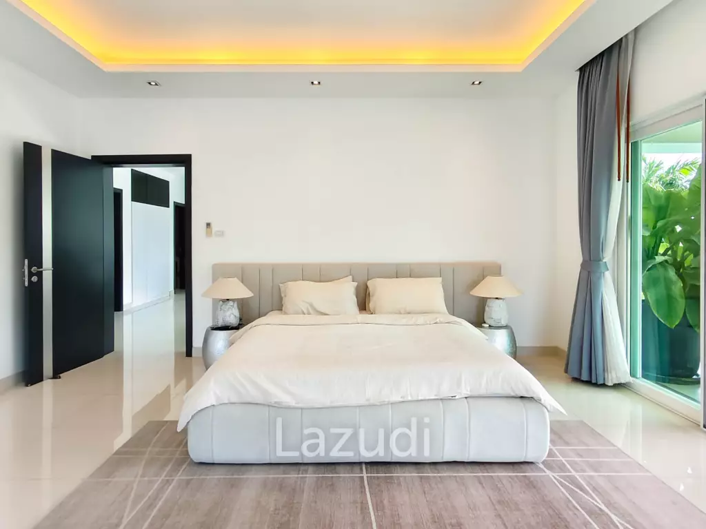 BAAN MIO : 2 Storey 6 Bed Pool villa for sale