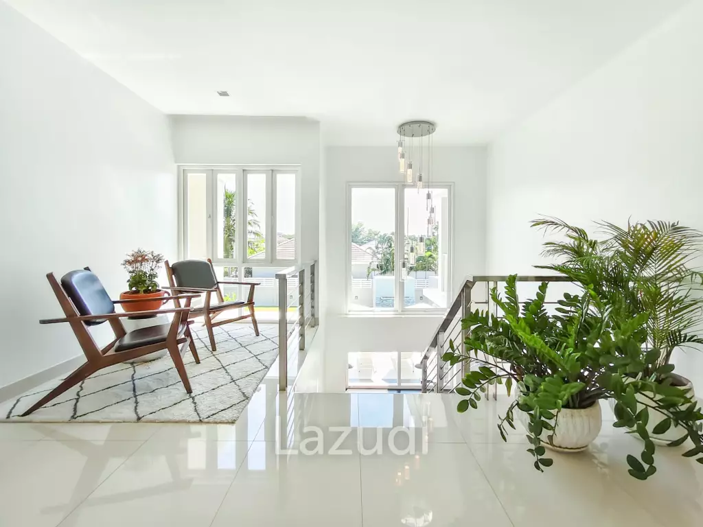 BAAN MIO : 2 Storey 6 Bed Pool villa for sale