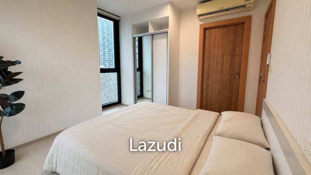 35 sqm condo on 14th floor at Condolette Midst Rama 9 Huai Khwang Bangkok