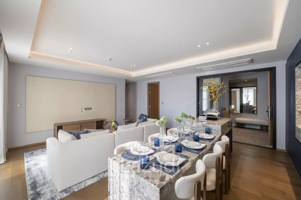 146 sqm modern 3 bedroom condo on 5th floor in Khlong Toei Bangkok