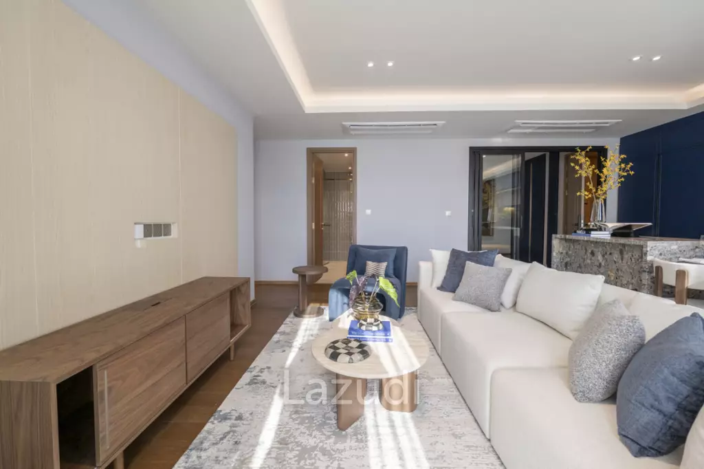 146 sqm modern 3 bedroom condo on 5th floor in Khlong Toei Bangkok