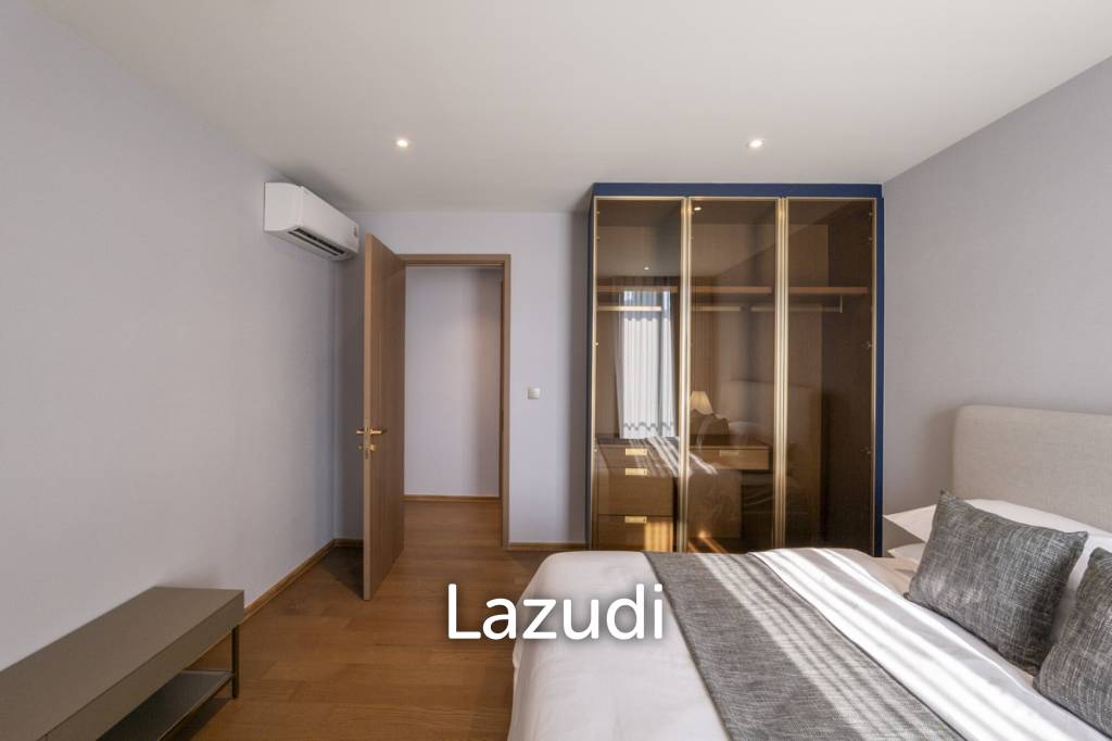 146 sqm modern 3 bedroom condo on 5th floor in Khlong Toei Bangkok