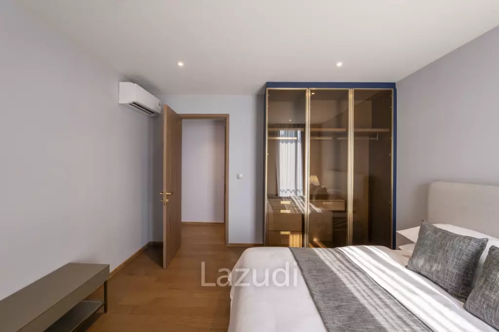 146 sqm modern 3 bedroom condo on 5th floor in Khlong Toei Bangkok