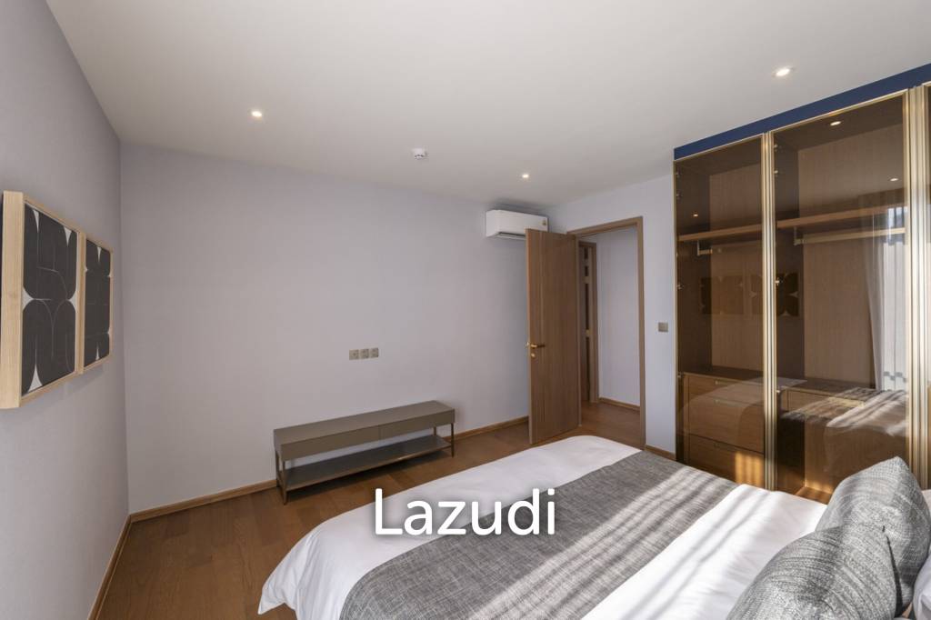 146 sqm modern 3 bedroom condo on 5th floor in Khlong Toei Bangkok