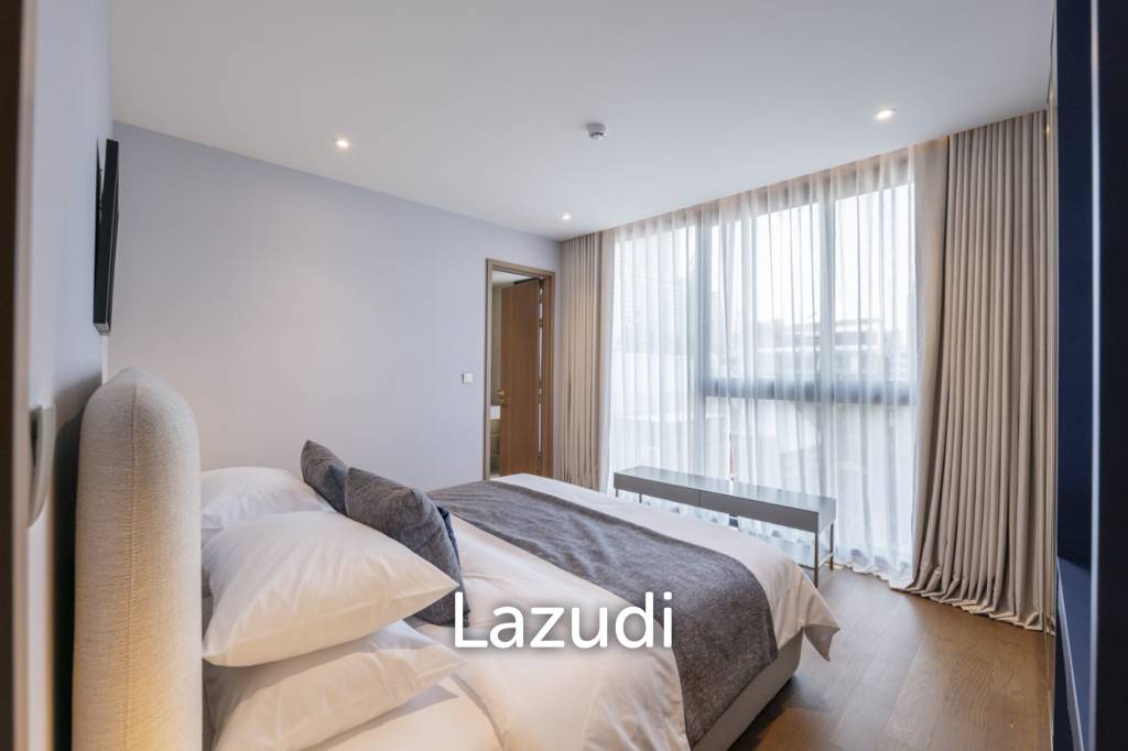 146 sqm modern 3 bedroom condo on 5th floor in Khlong Toei Bangkok