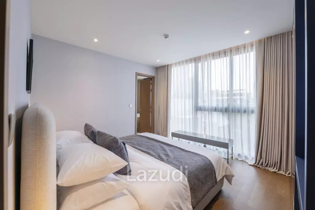 146 sqm modern 3 bedroom condo on 5th floor in Khlong Toei Bangkok