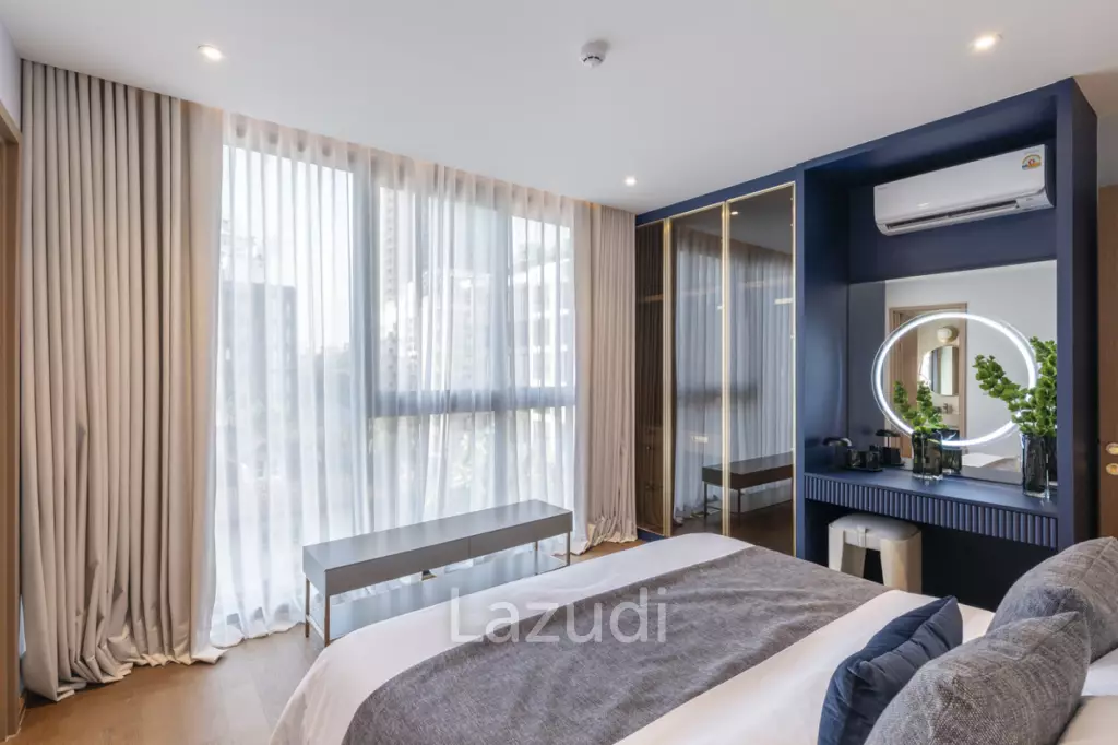 146 sqm modern 3 bedroom condo on 5th floor in Khlong Toei Bangkok