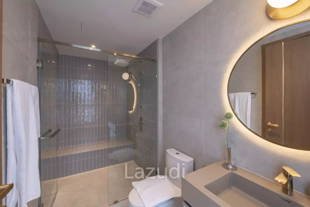 146 sqm modern 3 bedroom condo on 5th floor in Khlong Toei Bangkok