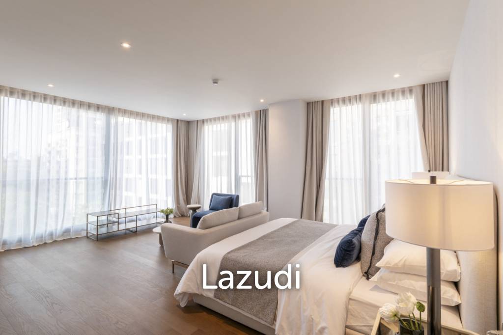 146 sqm modern 3 bedroom condo on 5th floor in Khlong Toei Bangkok