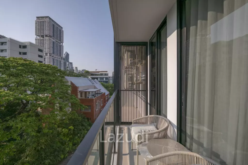 146 sqm modern 3 bedroom condo on 5th floor in Khlong Toei Bangkok