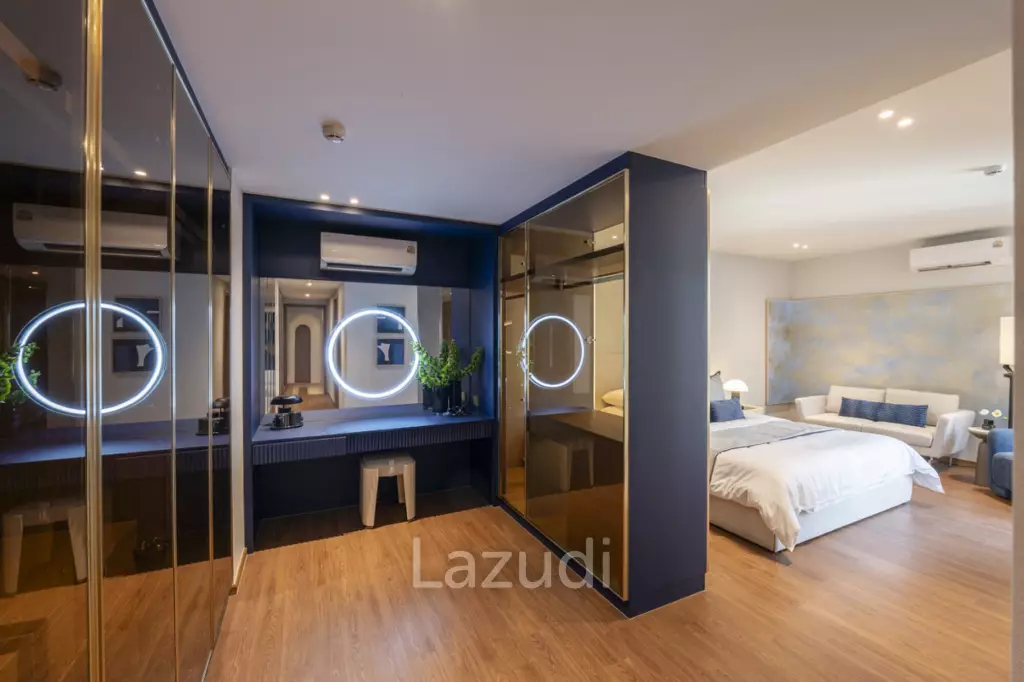 125 sqm modern 2 bedroom condo on 5th floor in Khlong Toei Bangkok