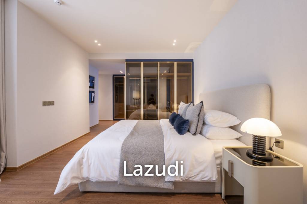 125 sqm modern 2 bedroom condo on 5th floor in Khlong Toei Bangkok