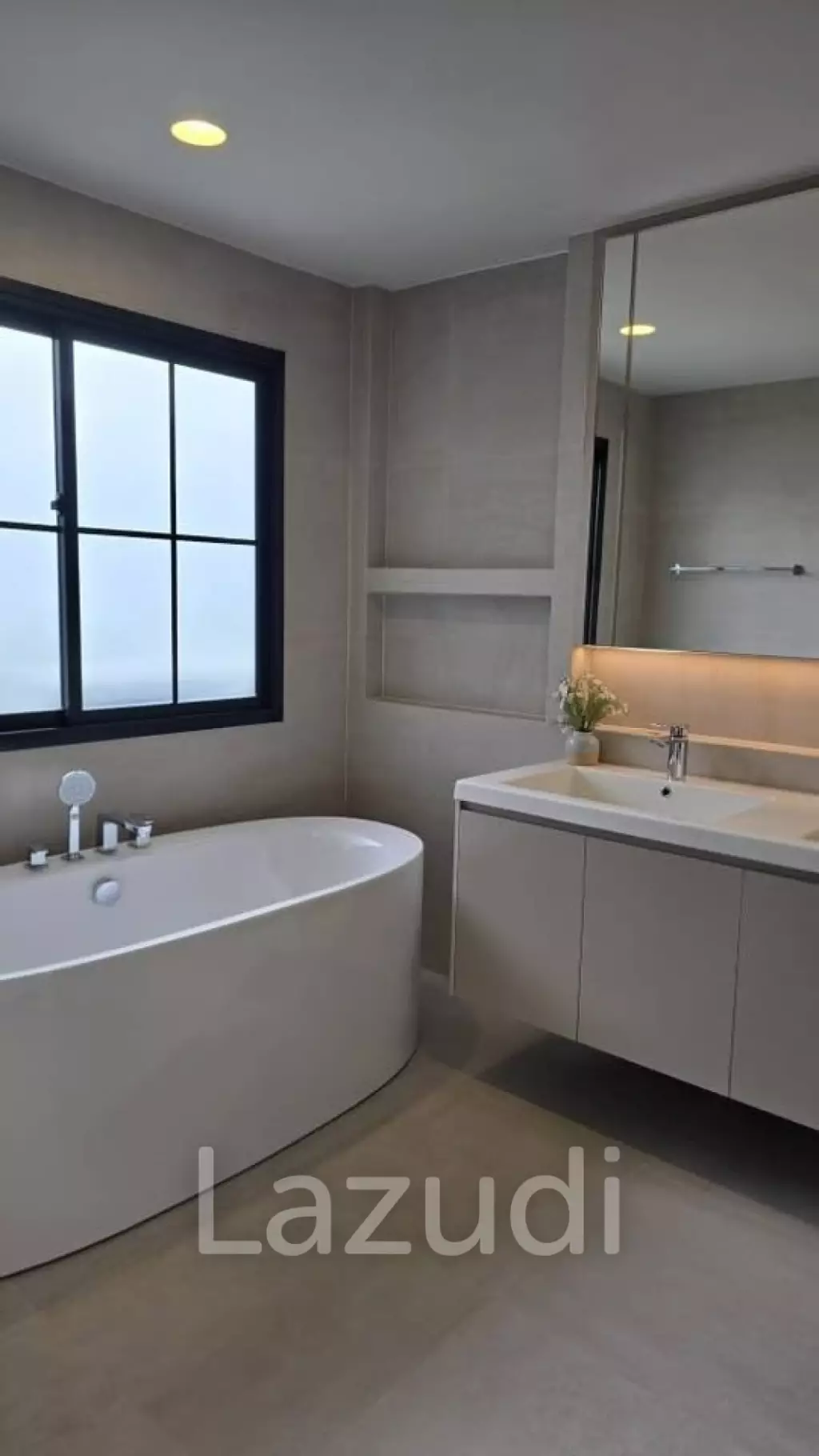 Luxury 4-Bedroom House for Rent Near BISP in Koh Kaew